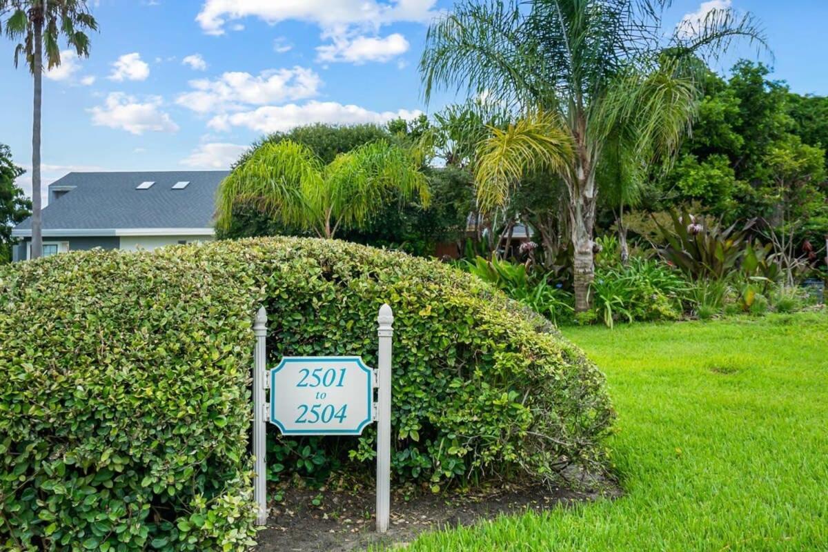 The Salty Saint Townhouse By The Beach Saint Augustine Exterior foto